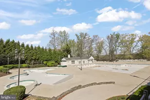 20200 Center Brook Square, Sterling, VA 20165 - Photo 44