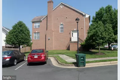 675 McLeary Square SE, Leesburg, VA 20175 - Photo 1