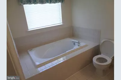 675 McLeary Square SE, Leesburg, VA 20175 - Photo 16