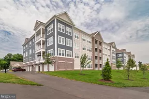 21630 Hawksbill High Cir, Sterling, VA 20164 - Photo 42