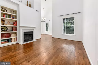 46600 Ellicott Square #202, Sterling, VA 20165 - Photo 6