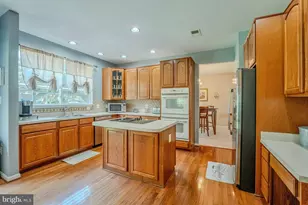 44226 Mohave Dr, Ashburn, VA 20147 - Photo 6