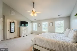 44226 Mohave Dr, Ashburn, VA 20147 - Photo 16