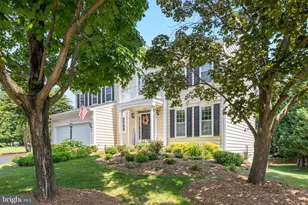 21614 Goodwin Ct, Ashburn, VA 20148 - Photo 2
