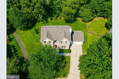 20896 Fowlers Mill Circle, Ashburn, VA 20147 - Photo 2