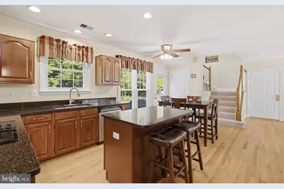 20896 Fowlers Mill Circle, Ashburn, VA 20147 - Photo 12