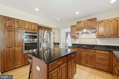 20896 Fowlers Mill Circle, Ashburn, VA 20147 - Photo 16