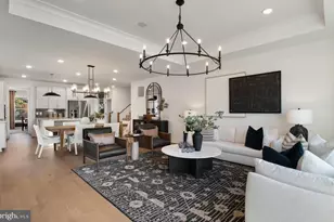 18464 Sugar Snap Cir, Leesburg, VA 20176 - Photo 2