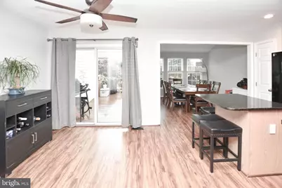 109 Shirley Square SE, Leesburg, VA 20175 - Photo 18