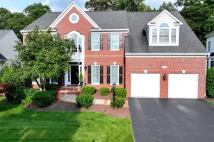 20434 Cliftons Point St, Sterling, VA 20165 - Photo 1