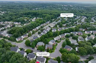 20434 Cliftons Point St, Sterling, VA 20165 - Photo 12