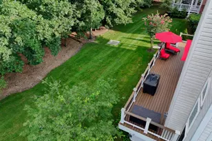 20434 Cliftons Point St, Sterling, VA 20165 - Photo 6