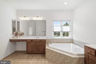 21817 Wingfoot Ct, Broadlands, VA 20148 - Photo 30