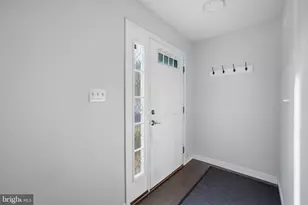 837 Vanderbilt Terrace SE, Leesburg, VA 20175 - Photo 4