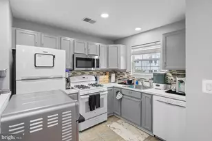645 Constellation Square SE, Leesburg, VA 20175 - Photo 6