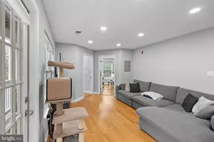645 Constellation Square SE, Leesburg, VA 20175 - Photo 8