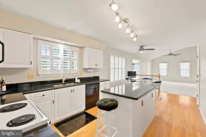 219 Foxborough Drive SW, Leesburg, VA 20175 - Photo 14