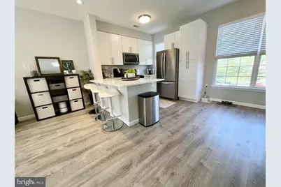 23052 Fontwell Square, Sterling, VA 20166 - Photo 8