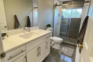 23052 Fontwell Square, Sterling, VA 20166 - Photo 20