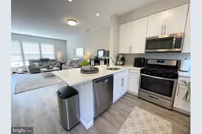 23052 Fontwell Square, Sterling, VA 20166 - Photo 10