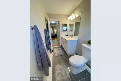 23052 Fontwell Square, Sterling, VA 20166 - Photo 22