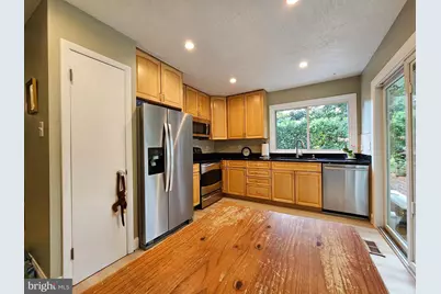 113 Newbury Place, Sterling, VA 20164 - Photo 8