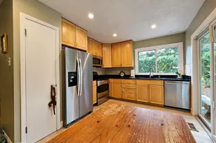 113 Newbury Pl, Sterling, VA 20164 - Photo 8