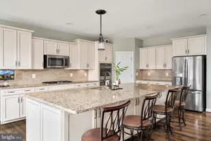 15079 Grace Pl, Waterford, VA 20197 - Photo 8