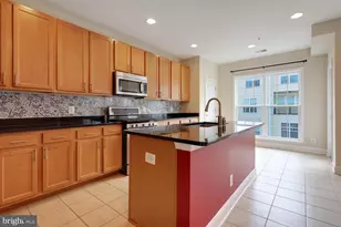 20638 Maitland Terrace, Ashburn, VA 20147 - Photo 16