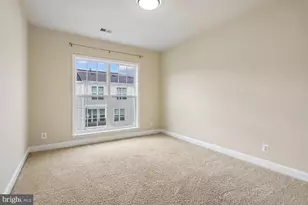 20638 Maitland Terrace, Ashburn, VA 20147 - Photo 32
