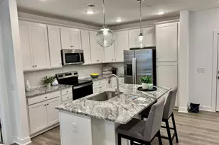 21950 Garganey Ter, Ashburn, VA 20147 - Photo 4