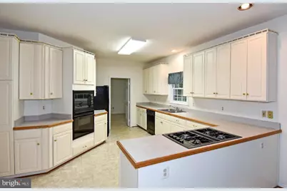 47313 Grandview Place, Sterling, VA 20165 - Photo 14