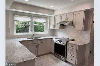 46573 Hampshire Station Drive, Sterling, VA 20165 - Photo 10