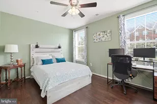 23315 Milltown Knoll Square, Ashburn, VA 20148 - Photo 10
