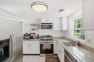 39881 Catoctin Ridge St, Paeonian Springs, VA 20129 - Photo 8