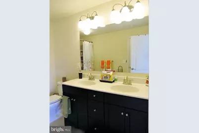 42581 Sunset Square, Ashburn, VA 20148 - Photo 16