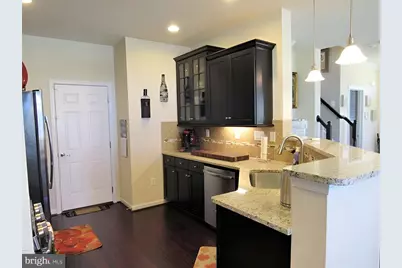 42581 Sunset Square, Ashburn, VA 20148 - Photo 8