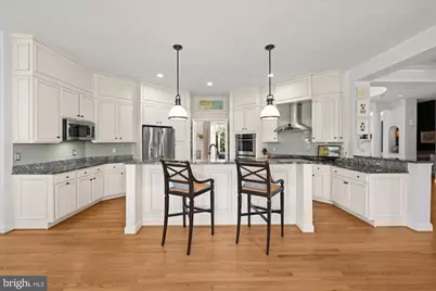 18180 Shinniecock Hills Place, Leesburg, VA 20176 - Photo 14
