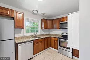 1402 N Amelia St, Sterling, VA 20164 - Photo 12