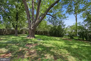 1402 N Amelia St, Sterling, VA 20164 - Photo 28