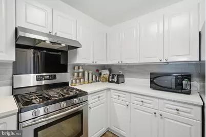 20586 Cornstalk Terrace #302, Ashburn, VA 20147 - Photo 10