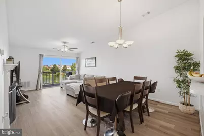 20586 Cornstalk Terrace #302, Ashburn, VA 20147 - Photo 6