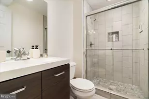 21226 Hedgerow Terrace, Ashburn, VA 20147 - Photo 32