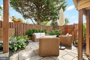 21226 Hedgerow Terrace, Ashburn, VA 20147 - Photo 26