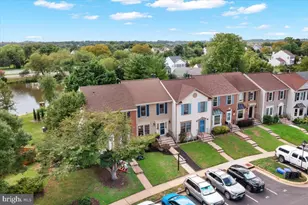 21226 Hedgerow Terrace, Ashburn, VA 20147 - Photo 38
