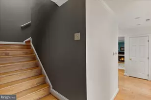 222 W Market Street W, Leesburg, VA 20176 - Photo 16