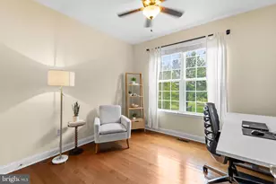 22800 Calderwood Ln, Brambleton, VA 20148 - Photo 24