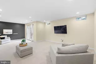 22800 Calderwood Ln, Brambleton, VA 20148 - Photo 40