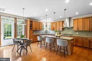 22800 Calderwood Ln, Brambleton, VA 20148 - Photo 6