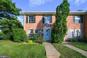 130 N Duke Dr, Sterling, VA 20164 - Photo 1